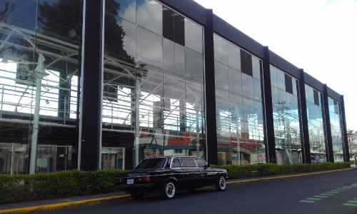 ADUANA ANTIGUA la Casa del cuño CENTRAL AMERICA LIMOUSINE lwb lang