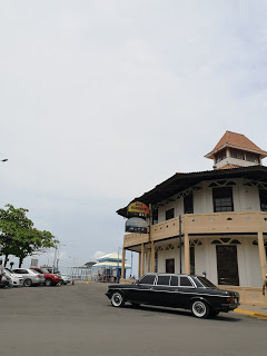 Antigua-Capitania-del-Puerto.-CENTRAL-AMERICA-300D-MERCEDES-LANG-LIMOUSINEbcc40999a0854338.jpg