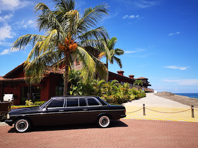 BEACH-FRONT-CENTRAL-AMERICA-MERCEDES-W123-300D-LIMOUSINE-TRANSPORTATION3a73a76544cc5f1a.jpg