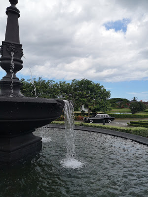 COSTA-RICA-MERCEDES-LOS-SUENOS-FOUNTAIN5b15963bd1e56242.jpg