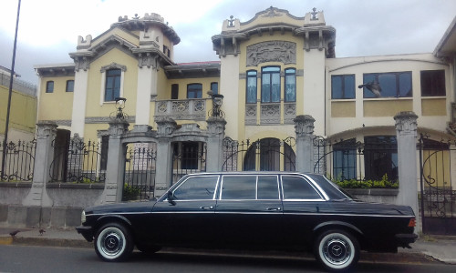 Costa Rica Limo LWB LANG 300D Casa Jiménez Art Nouveau style building