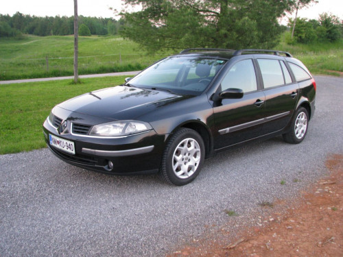 Renault_Laguna_2005-1.jpg